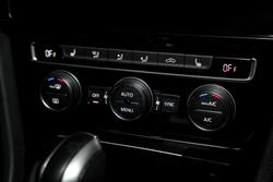 2020 Volkswagen
                Golf R