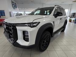 2025 LDV D90 EXECUTIVE