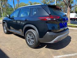 2025 Nissan X-TRAIL ST 2WD