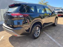 2025 Nissan X-TRAIL ST 2WD