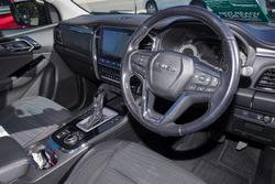 2022 Isuzu MU-X LS-U