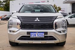2022 Mitsubishi Outlander Exceed