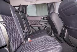 2022 Mitsubishi Outlander Exceed