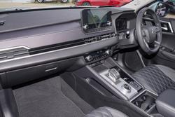 2022 Mitsubishi Outlander Exceed