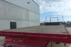 2017 CIMC 12 Pallet Flat Top A Trailer