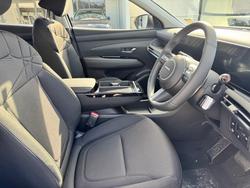 2026 HYUNDAI NX4 TUCSON HEV