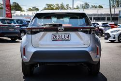 2024 Toyota Yaris Cross Hybrid GX