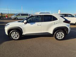 2022 Toyota Yaris Cross Hybrid GX White