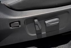 2025 Isuzu MU-X X-TERRAIN