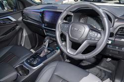 2025 Isuzu MU-X X-TERRAIN