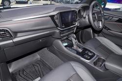 2025 Isuzu MU-X X-TERRAIN