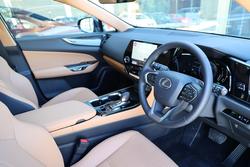 2024 Lexus NX350H NX350h Luxury AWD 2.5L Hybrid Auto CVT Wagon 2M00500 001