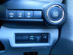 2025 Suzuki Swift Hybrid Plus