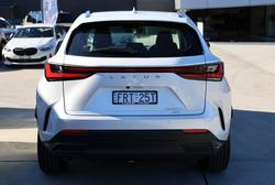2024 Lexus
NX350H NX350h Luxury 2.5L Hybrid Auto CVT Wagon 2M00500 001