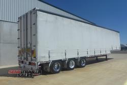 2013 Krueger 22 Pallet Curtainsider with Mezz