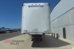 2013 Krueger 22 Pallet Curtainsider with Mezz