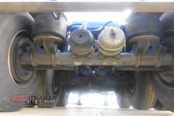 2010 CIMC 12 Pallet Curtainsider A Trailer