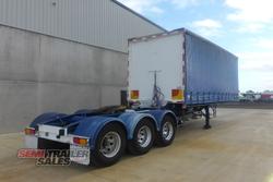 2010 CIMC 12 Pallet Curtainsider A Trailer