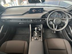 2025 Mazda 3 G20 Evolve