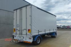 2008 Maxitrans 10 Pallet Dog Curtainsider