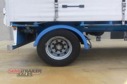 2008 Maxitrans 10 Pallet Dog Curtainsider