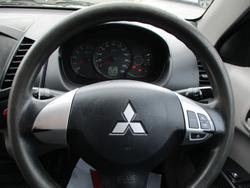 2011 Mitsubishi Triton GLX-R MN MY12 White