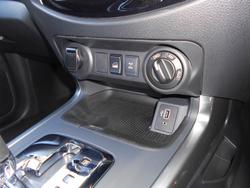 2025 Nissan
Navara SL