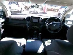 2015 TOYOTA
LANDCRUISER GX (4x4)