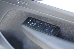 2021 Volvo XC40 T4 Momentum