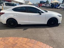 2016 MAZDA MAZDA3 SP25 ASTINA