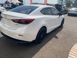 2016 MAZDA MAZDA3 SP25 ASTINA