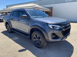 2025 ISUZU D-MAX XT