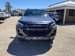 2025 ISUZU D-MAX XT