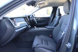 2026 Volvo XC60 Plus B5 Bright