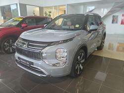 2025 MITSUBISHI Outlander EXCEED TOURER