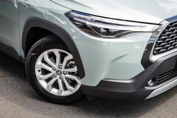 2024 Toyota Corolla Cross Hybrid GXL