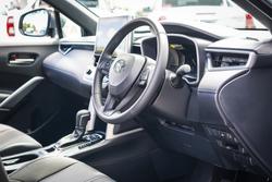 2024 Toyota Corolla Cross Hybrid GXL