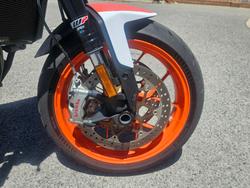 2021 KTM 890R Duke Orange