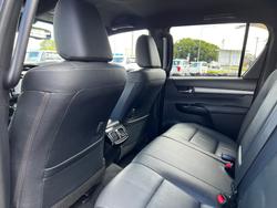 2022 Toyota Hilux 4x4 Hilux 4x4 Rogue 2.8L T Diesel Automatic Double Cab C222140 001