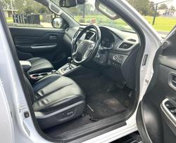 2020 Mitsubishi MR4Z47 MR Triton GSR WHITE DIAMOND