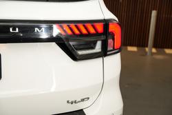 2023 Ford Everest Platinum