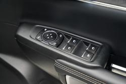 2023 Ford Everest Platinum