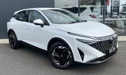 2025 Nissan
                QASHQAI ST-L