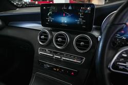 2019 Mercedes-Benz
GLC-Class GLC200
