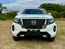 2025 NISSAN NP300 NAVARA ST-X