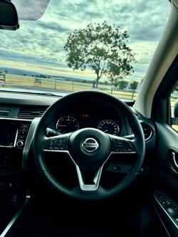 2025 NISSAN NP300 NAVARA ST-X