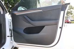 2025 Tesla Model Y Rear-Wheel Drive
