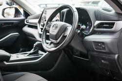 2022 Toyota Kluger Hybrid GX AWD