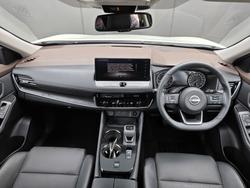 2025 Nissan X-TRAIL ST-L