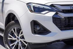 2025 Isuzu D-MAX LS-U